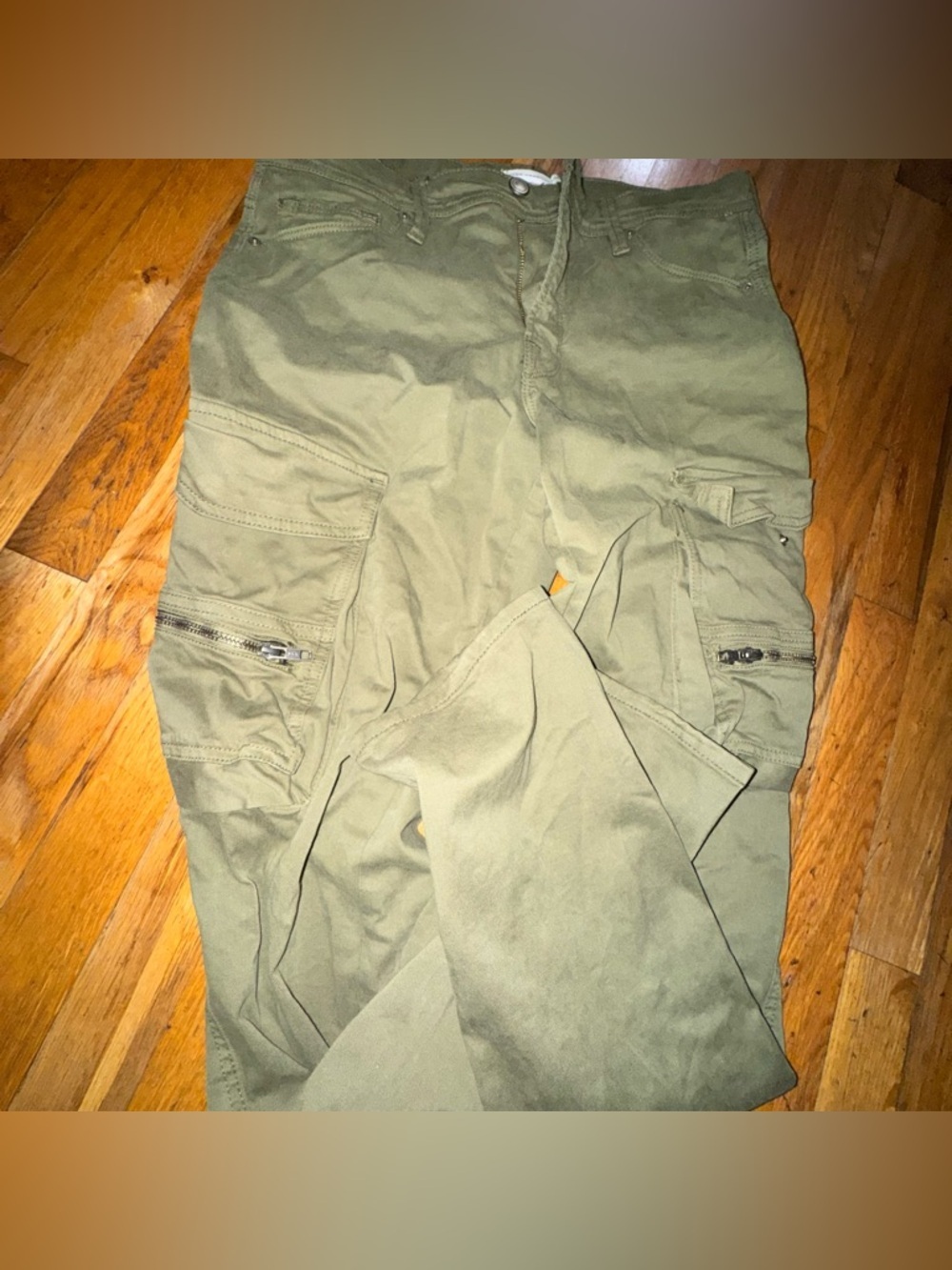 Good American Twill Skinny Cargo Olive Sz 4/27 NWOT Gold Ankle Zip - Picture 13 of 13